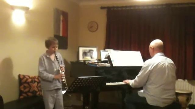 Oscar on his clarinet смотреть онлайн