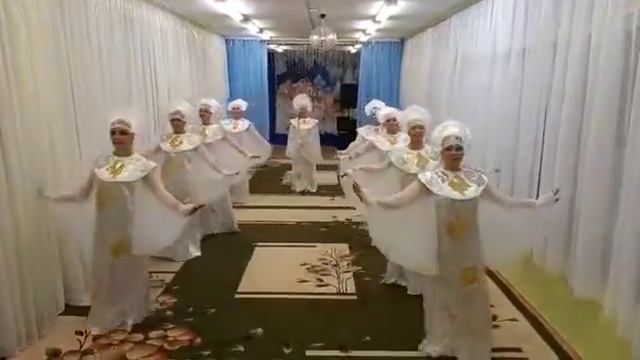 Народный танец "Зима-Красавица" смотреть онлайн