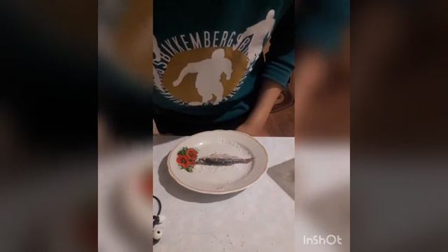 Как надо засаливать рыбу ("уклейку") от Tes1a PARADIS смотреть онлайн