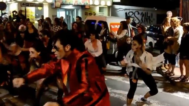 Thriller Flashmob Torrevieja on Halloween 2013 смотреть онлайн