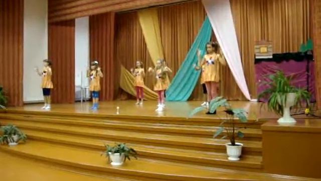 Младшая танцевальная группа "Барбарики" смотреть онлайн