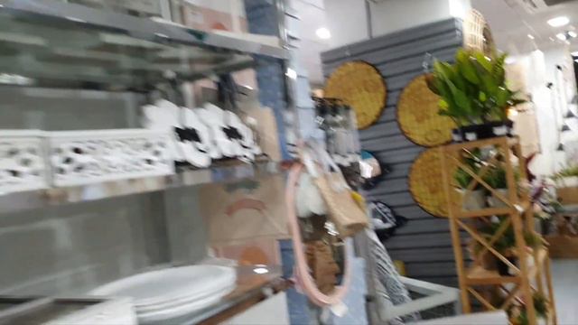 Испания.Магазин декора. Много красоты.#мояжизнь #испания #жизнь #новыйгод #новыйгод #декор #красота смотреть онлайн