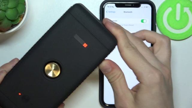 Подключение колонки Marshall Emberton к айфону / Как подключить колонку MARSHALL Emberton к айфону смотреть онлайн