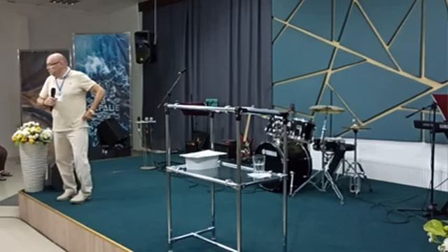 13.09.2020 День рождения церкви "Христа Спасителя", Епископ Владимир Хвалов смотреть онлайн