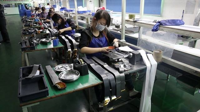 Battery Factory - Wrapping batteries смотреть онлайн