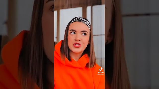 Согласна!!! Ну, вот почему?! понимаю йогурт, но почему е/ё меня бесит😡🤬 смотреть онлайн