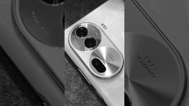 OPPO Reno11 Brilliant·Moonlight Gem смотреть онлайн