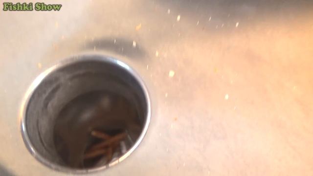 EXPERIMENT: MEAT GRINDER vs SWEETS смотреть онлайн