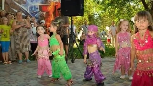 Студия танца"Лана Тиграна"нам 1 год смотреть онлайн