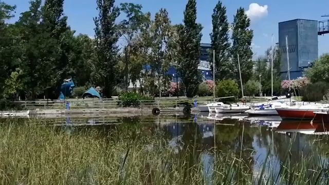 Влог | Италия пляжи Тосканы | Виареджо | Велопокатушки от озера Массачукколи до Форте дей Марми смотреть онлайн