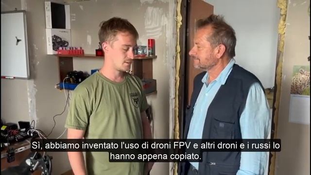 Ucraina, viaggio nella fabbrica dei «pipistrelli volanti», i droni letali (ed economici) che... смотреть онлайн