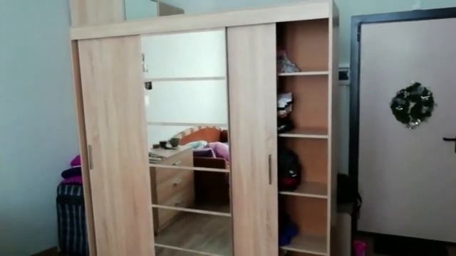 Видеоотзыв о шкафе-купе Баронс Групп Риф-3 (зеркало) вариант 2 смотреть онлайн