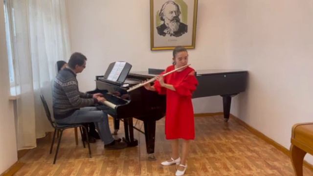 И.С Бах Соната ми бемоль мажор 2,3 части смотреть онлайн