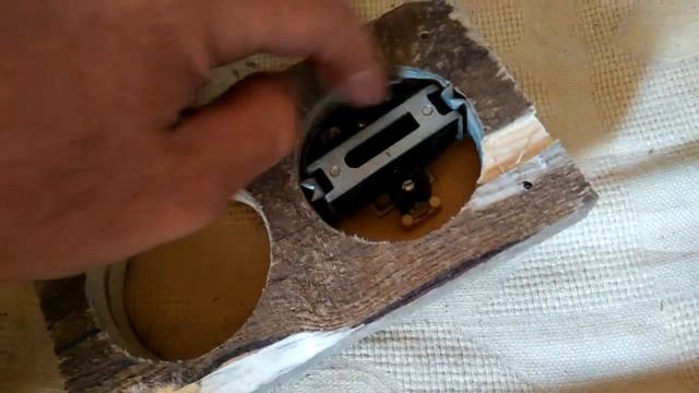 Внутренний выключатель на деревянную стену смотреть онлайн