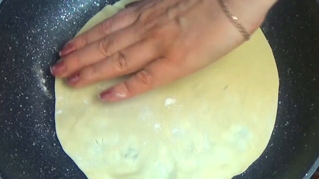 Торт на сковороде.Необыкновенно вкусный и нежный. смотреть онлайн
