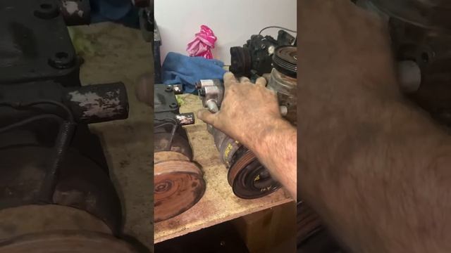 Шуточные машины на трассе