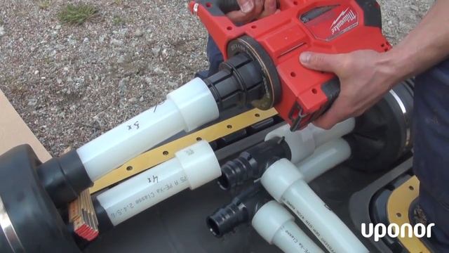 Монтаж теплоизолированных труб Uponor ecoflex смотреть онлайн