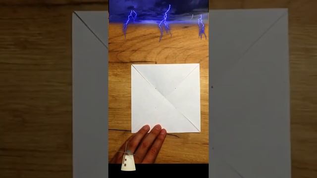 Ветряная ВЕРТУШКА из бумаги легко и просто | Игрушка своими руками #shorts смотреть онлайн