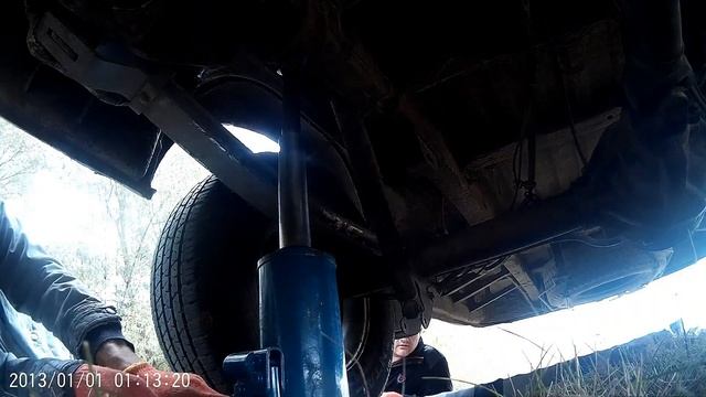 Как заменить рессору в поле? Sprinter 315 в дороге лопнула рессора смотреть онлайн
