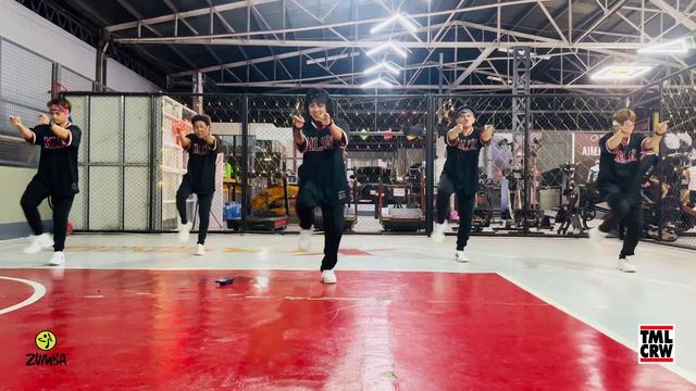 STANDING NEXT TO YOU by Jungkook, USHER | Zumba | TML Crew Toto Tayag смотреть онлайн