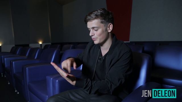 Life Lessons x Martin Garrix: Age Doesn't Mean A Thing смотреть онлайн