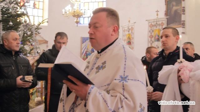 Хрестини в церкві,Хрещення дитини,Хрестини дівчинки в храмі,крещение ребенка смотреть онлайн