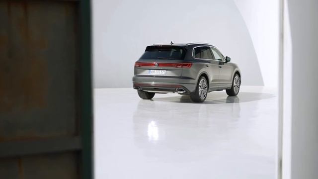 Volkswagen Touareg 2023 (Extérieur) смотреть онлайн