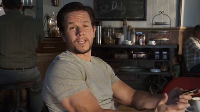 AT&T Unlimited Ad Featuring Mark Wahlberg смотреть онлайн