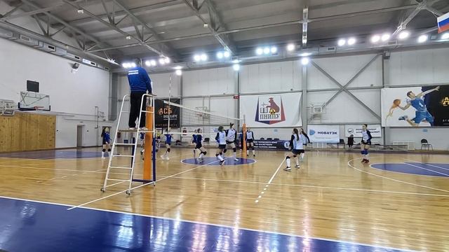 Академия - Политехник / Чемпионат Перми по волейболу 2023 / Женщины смотреть онлайн