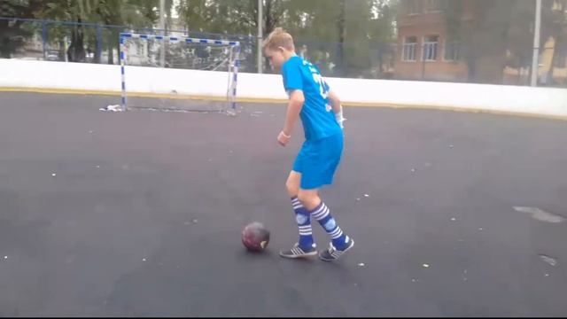 ПУТЬ К УСПЕХУ / или как научиться играть в футбол смотреть онлайн