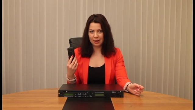 Комбинированный CD/MP3/FM проигрыватель RCF MS1033 смотреть онлайн