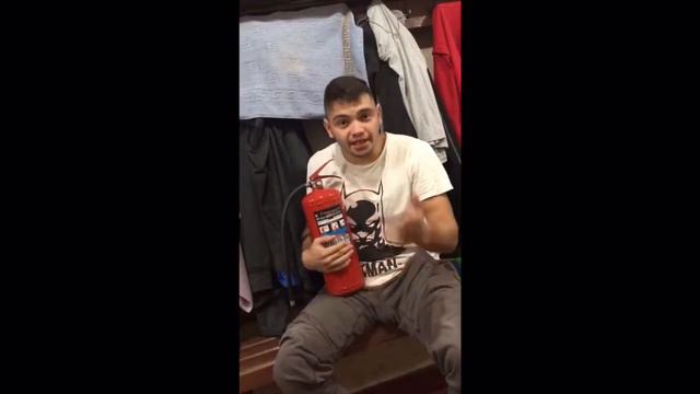 Ярпожаринвест 01 - Гайдару как пользоваться огнетушителем 🚒 смотреть онлайн