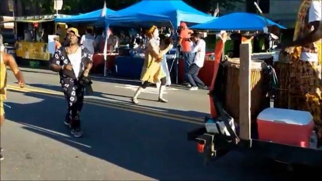 Празднование дня независимости Америки в Монтпельере !#праздники #забавы #американскаяжизнь
#отдых смотреть онлайн