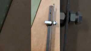 ВАЗ 2102 ремонт и установка системы торсионов багажника (ляды).