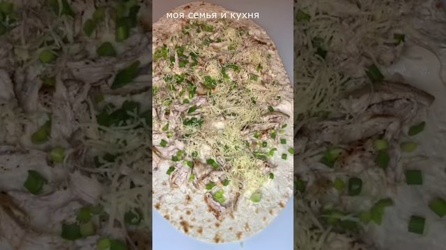 Закуска лаваш с курицей