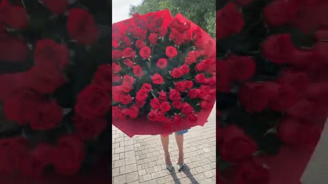 МЕТРОВЫЕ РОЗЫ БУКЕТ 101 РОЗА ЗАКАЗАТЬ 101 РОЗУ В ДНЕПРЕ смотреть онлайн