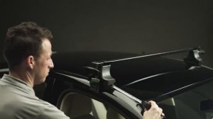 Багажник на крышу Thule прямоугольные дуги, крепление за дверные проемы  Установка