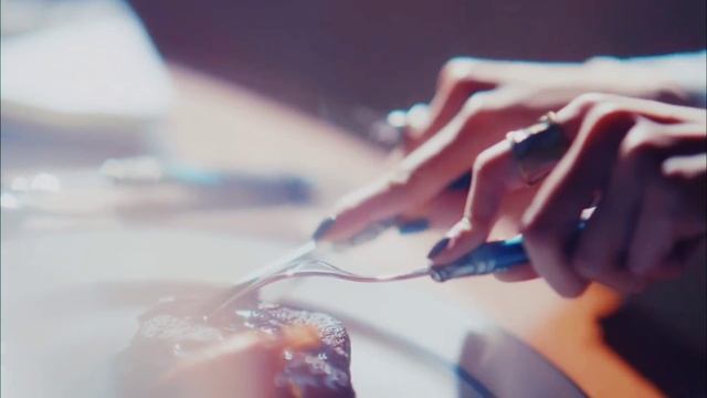 Multifemale || 16 Shots