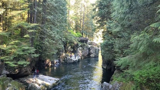 Cleveland Dam, Vancouver, Canada / Кливлендская дамба, Ванкувер, Канада смотреть онлайн