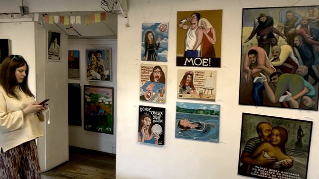 ЖЕНЩИНА ВСЕГДА ПРАВА: выставка в "Свином рыле" #АРТЛИКБЕЗ № 483 смотреть онлайн