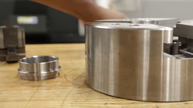 Rebuilding a Chuck with LMC's Jay Duerr - Haas Automation, Inc. смотреть онлайн