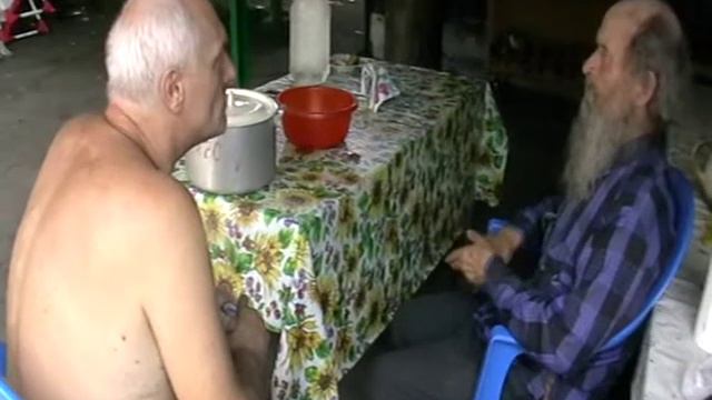 2013-06-28 - Беседа за столом Николай и Игнатий у Павла Суворова г. Шахты (248) смотреть онлайн