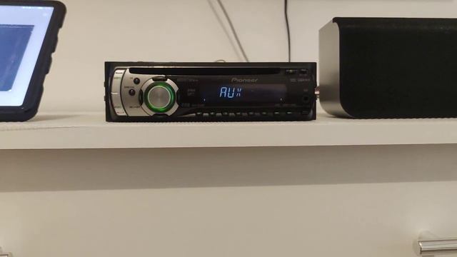 Pioneer DEH-2910MP с установленным Bluetooth модулем. смотреть онлайн