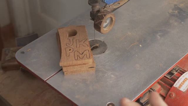 Scroll saw live. смотреть онлайн