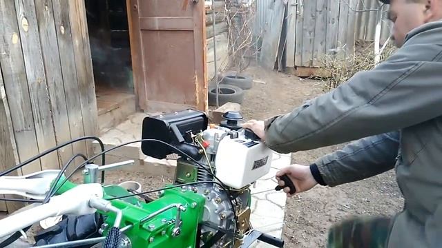 Запускаем наш диз.мотоблок Варяг 902