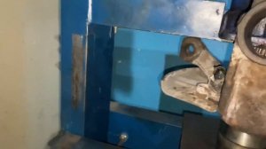 Замена переднего ступичного подшипника Skoda Octavia Tour / Golf 4