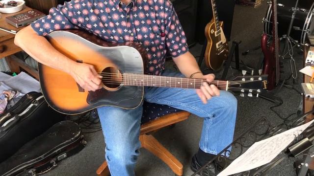Tony Willingham On Guitar -Wake Me Up When September Ends смотреть онлайн