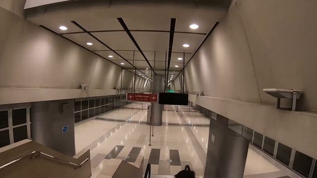 Метро Rail Link из Аэропорта Бангкока Суварнабхуми в центр города (2020г) смотреть онлайн