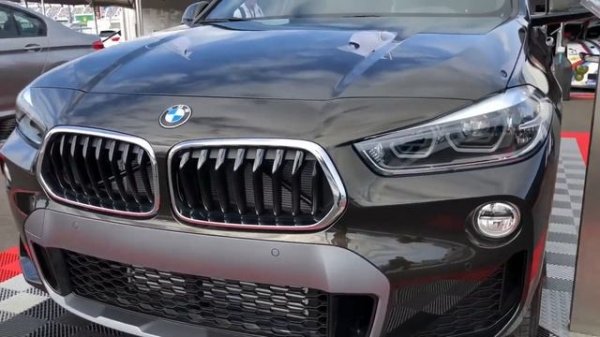 Обзор BMW X2. Интерьер, моторы, сравнение с конкурентами