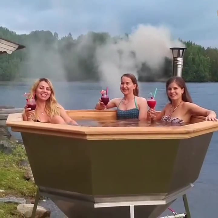 Нас хвалят довольные люди! смотреть онлайн